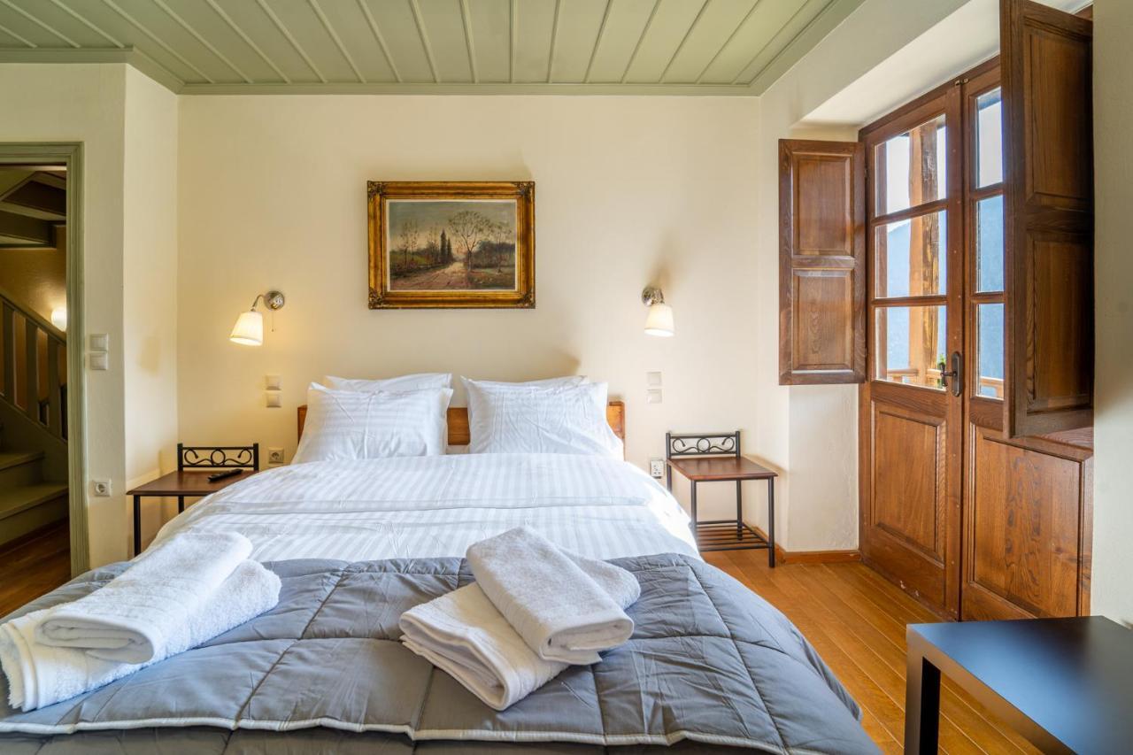 Maisonette Korfes-Κορφές-Μ Δύο Αυτόνομοι Όρoφοι Της Βίλας Κορφές Για Οικογένειες Και Μικρές Παρέες 卡尔派尼西翁 外观 照片