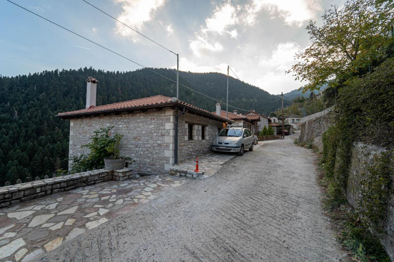 Maisonette Korfes-Κορφές-Μ Δύο Αυτόνομοι Όρoφοι Της Βίλας Κορφές Για Οικογένειες Και Μικρές Παρέες 卡尔派尼西翁 外观 照片