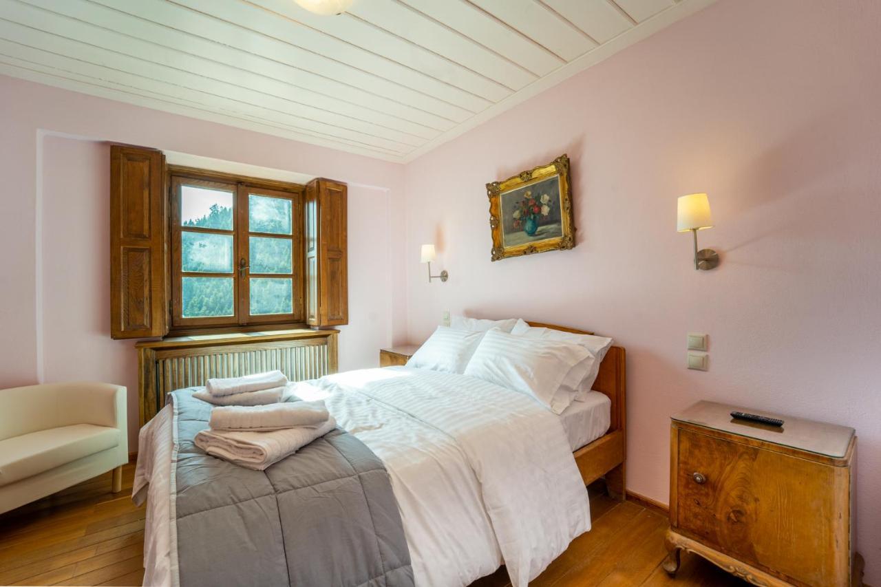 Maisonette Korfes-Κορφές-Μ Δύο Αυτόνομοι Όρoφοι Της Βίλας Κορφές Για Οικογένειες Και Μικρές Παρέες 卡尔派尼西翁 外观 照片