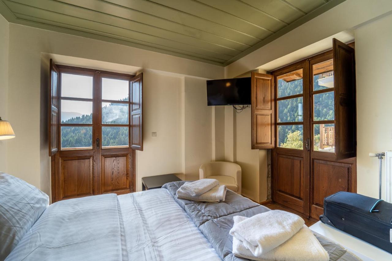 Maisonette Korfes-Κορφές-Μ Δύο Αυτόνομοι Όρoφοι Της Βίλας Κορφές Για Οικογένειες Και Μικρές Παρέες 卡尔派尼西翁 外观 照片